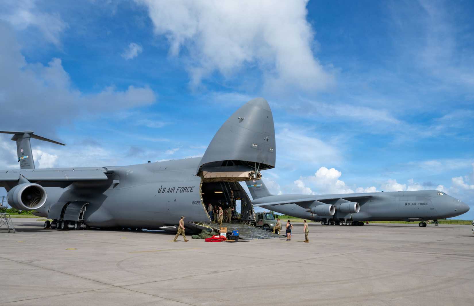 Air Force C-5M Super Galaxy assigned to the 436th Airlift Wing kneels for cargo offload at Diego Garcia, British Indian Ocean Territory, April 25, 2026.-1