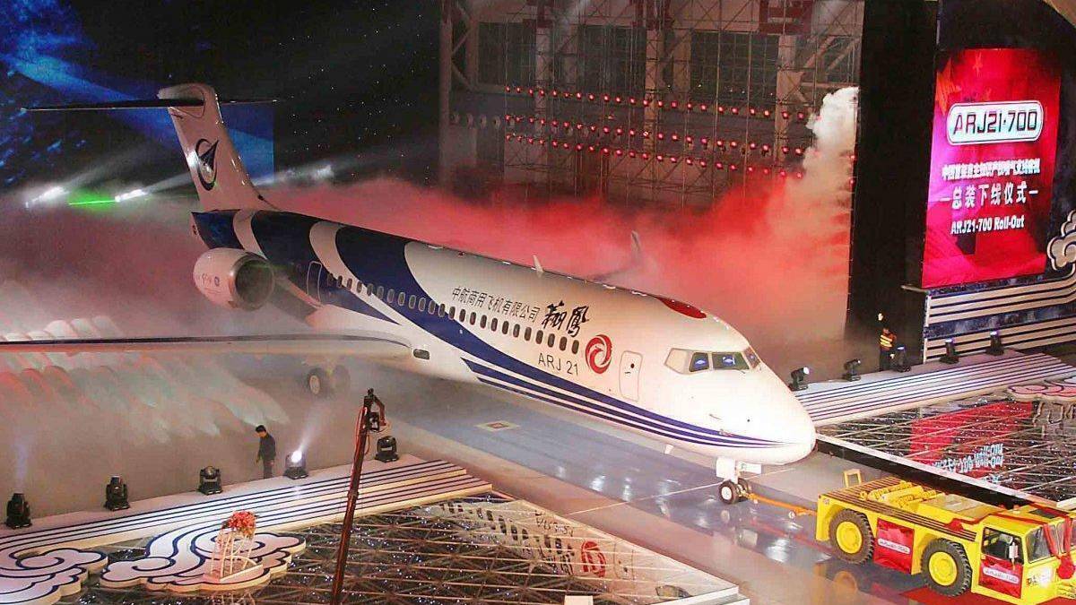The 4 Planes Challenging Airbus And Boeing For Supremacy