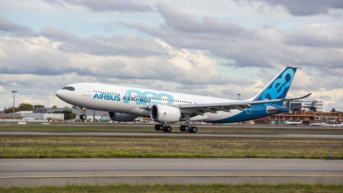 The Airbus A330-800 Flies It's Maiden Flight