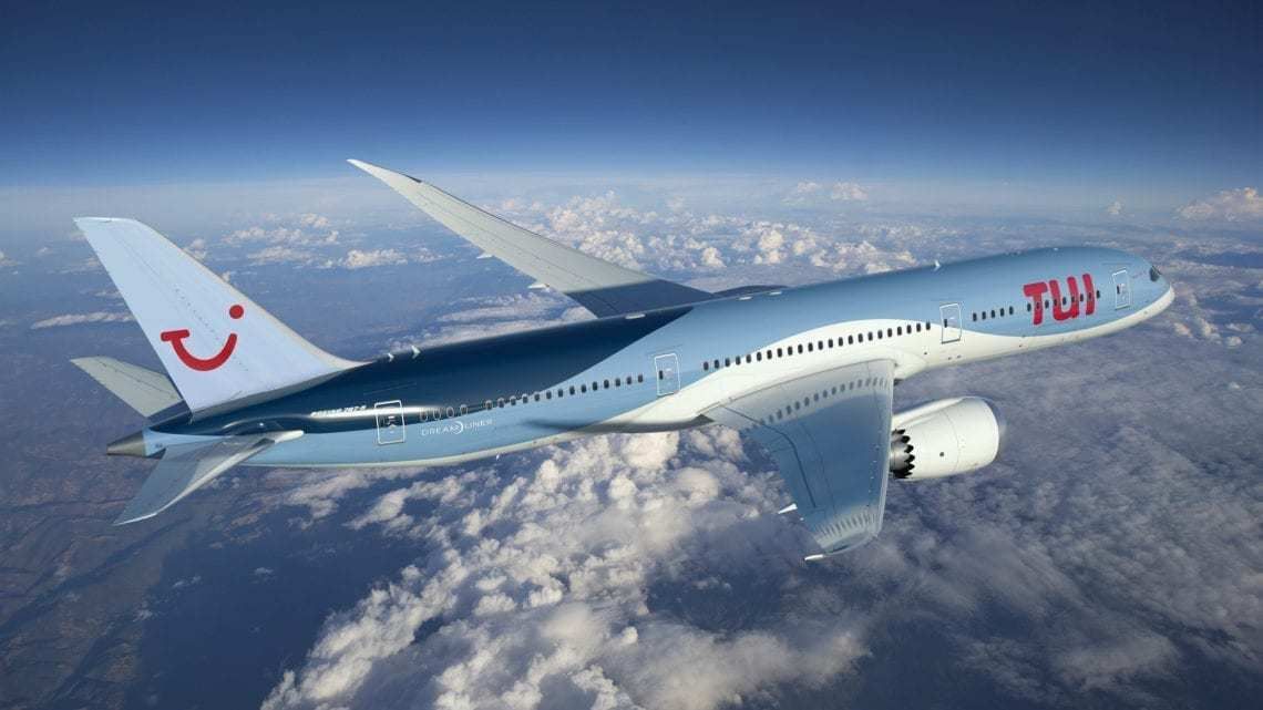 Family Forced To Sit On Plane Floor During Flight From Spain