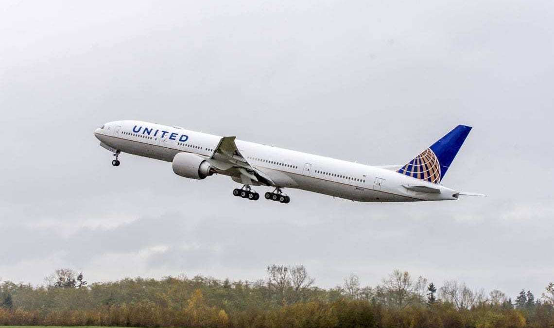 United Airlines Flight Gets Stranded For 16+ Hours In -32c Temperatures