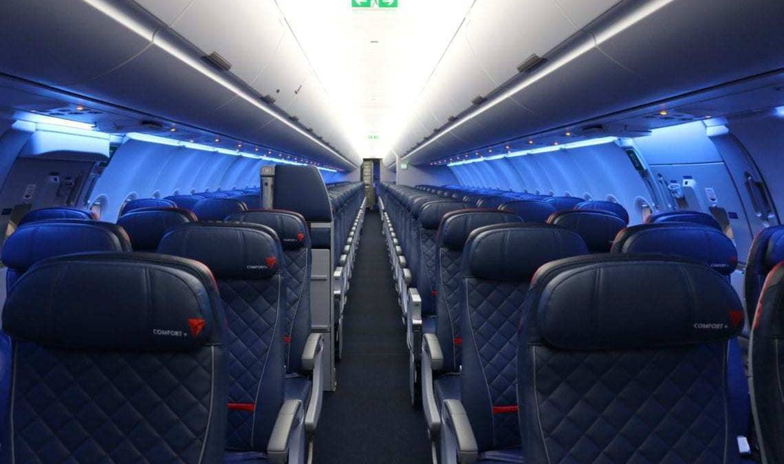 US Airlines Are Pushing For Less Recline, More Laptop Space