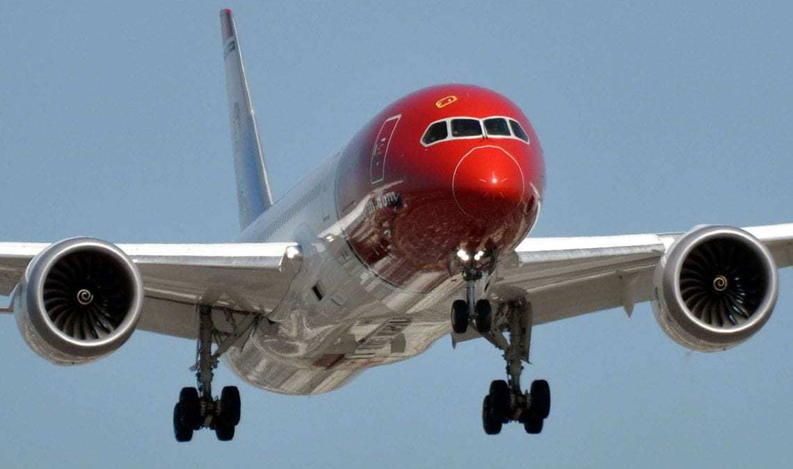Norwegian Pilot Redundancies Possible At London Gatwick