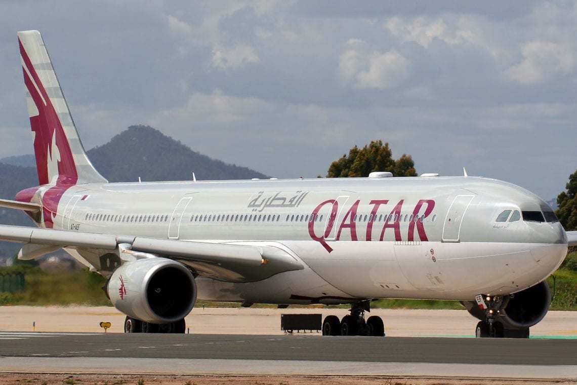 Qatar Airways A330 In Emergency Depressurisation Descent
