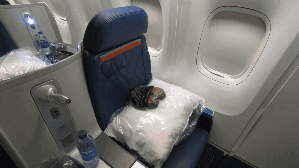A Bad Experience: Delta One, Los Angeles - New York JFK