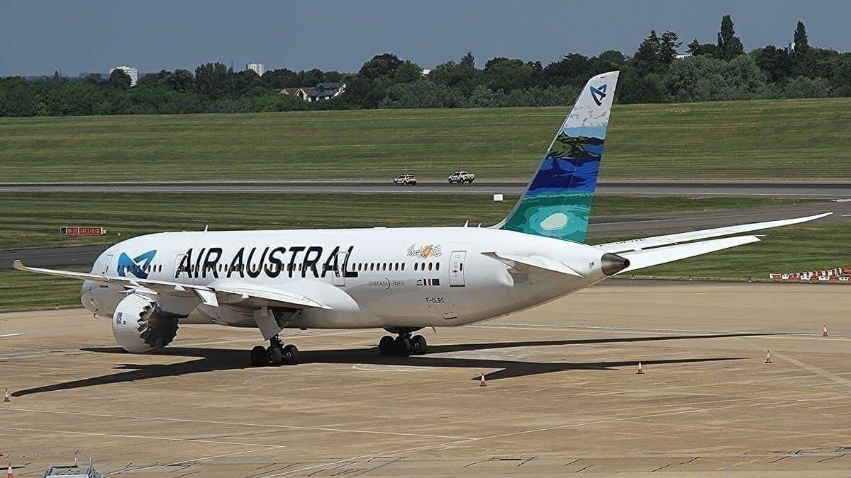 Air Austral Boeing 787 Is Grounded Over Trent 1000 Issue