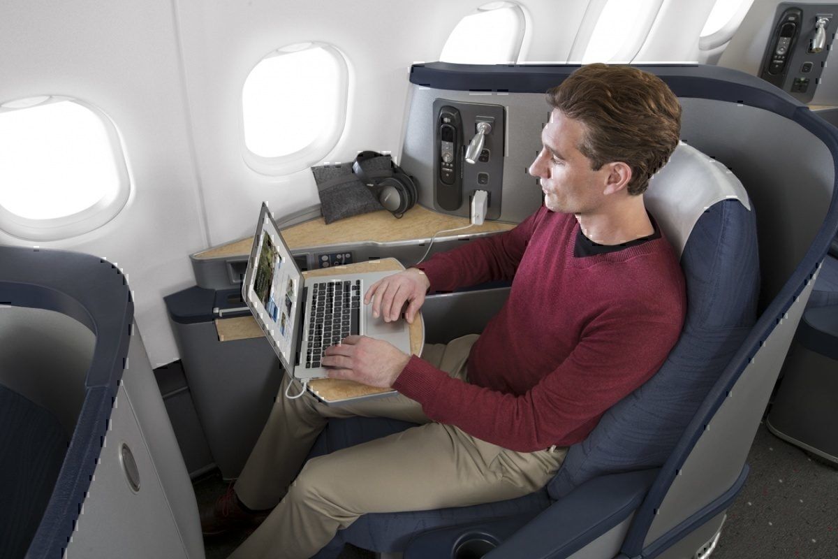 America's FAA Has Banned Some MacBooks From Flights