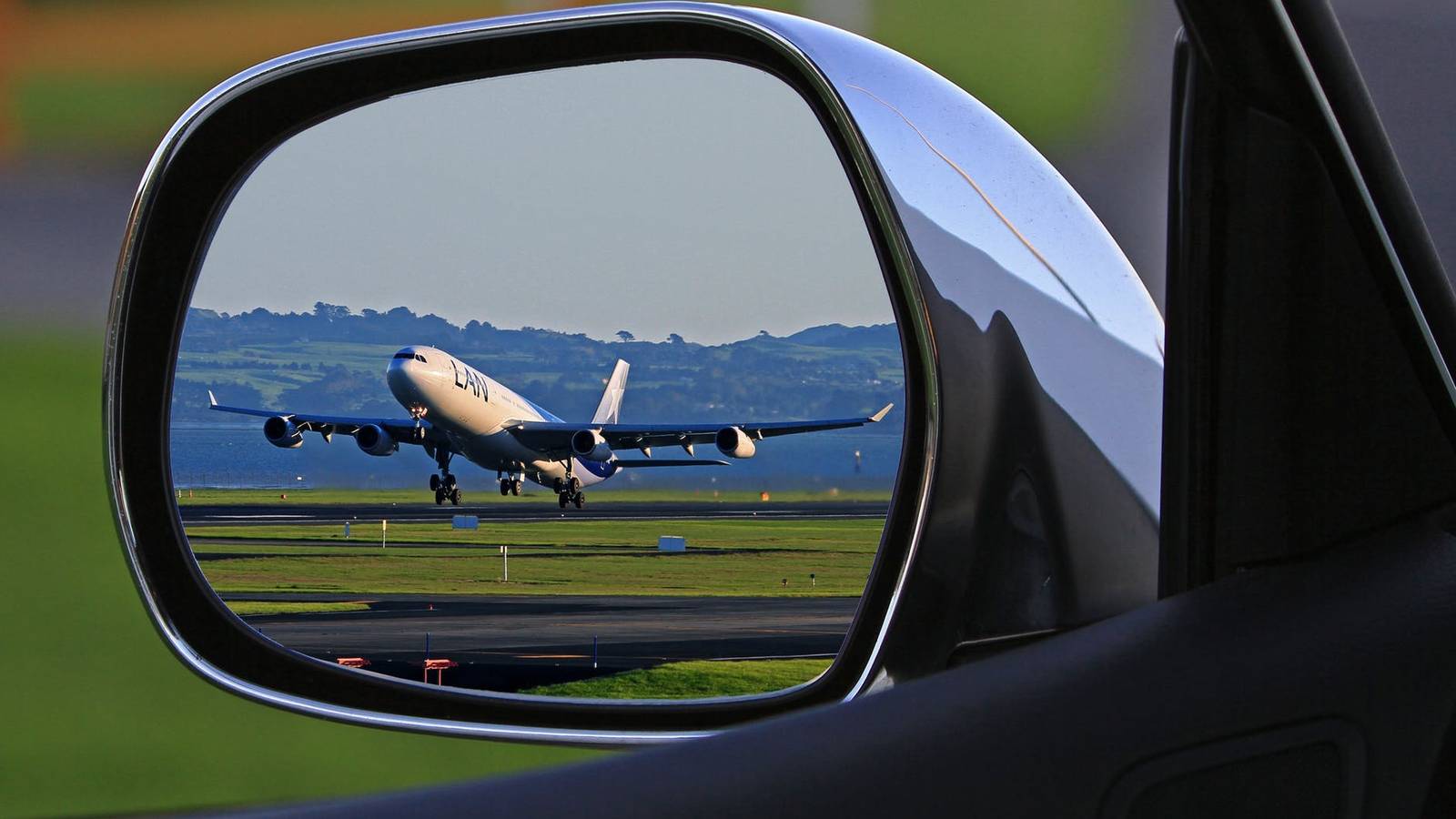 Why Is Airport Parking So Expensive ?