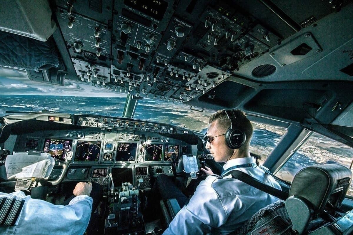 Can Cell Phones Really Interfere With Aircraft?