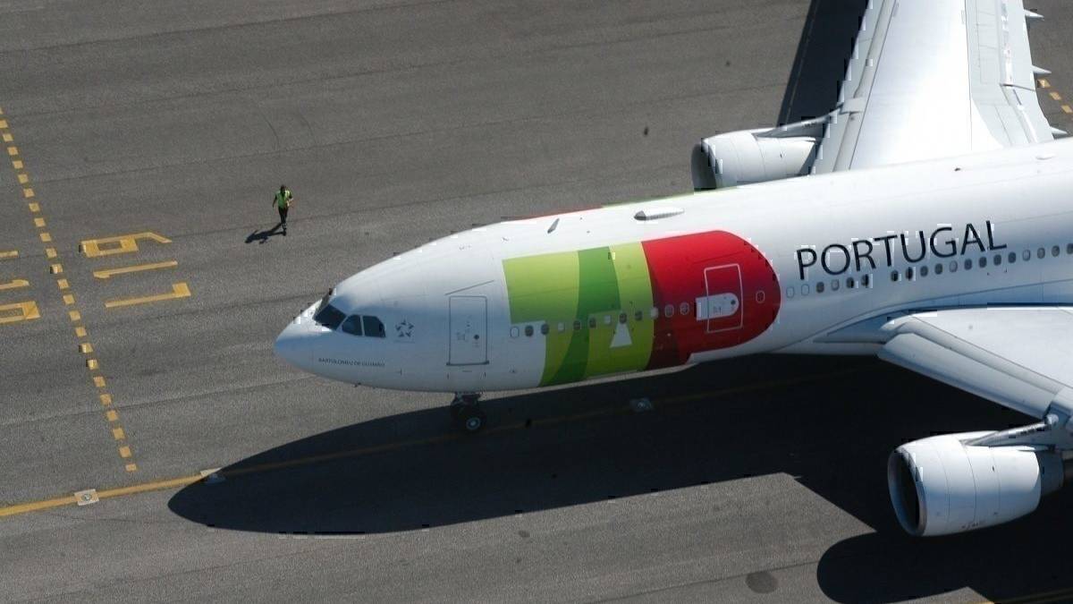 The Ridiculous Carbon Cost Of ATC Strikes