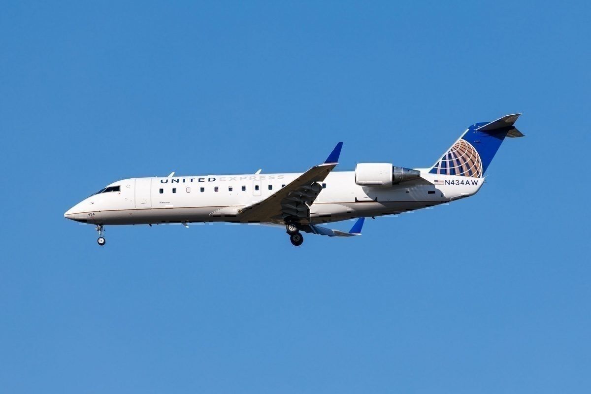 Bombardier Discovers CRJ200 Software Bug That Caused Wrong Turns