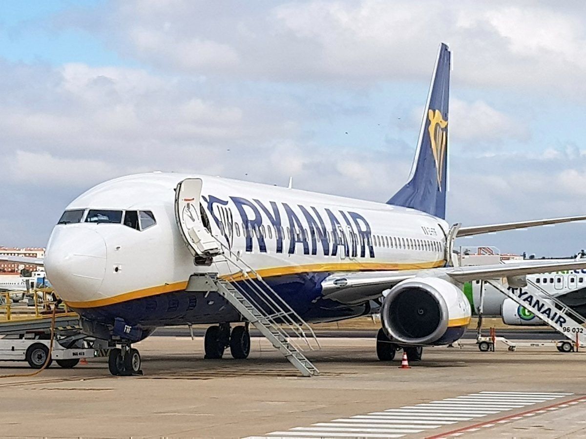 Two Irish Airlines To Cut Some Flights From Belfast's Airports