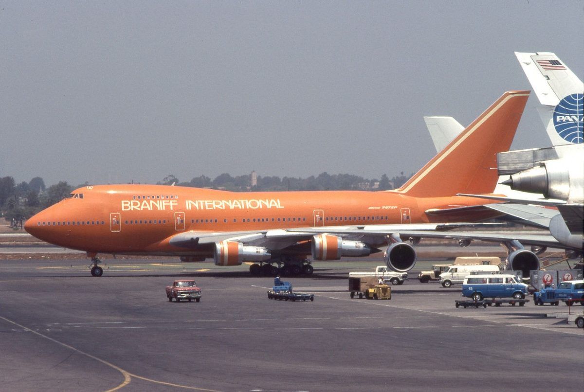 Why Did So Many Major US Airlines Decline In The 1980s?