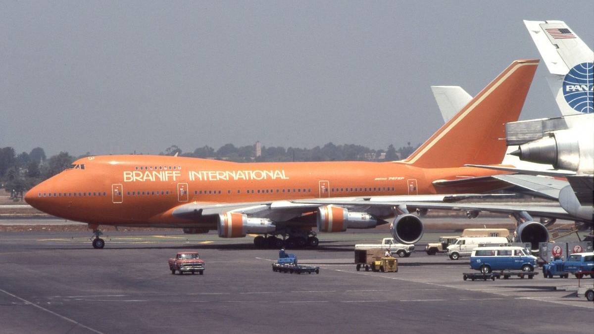 Why Did So Many Major US Airlines Decline In The 1980s?