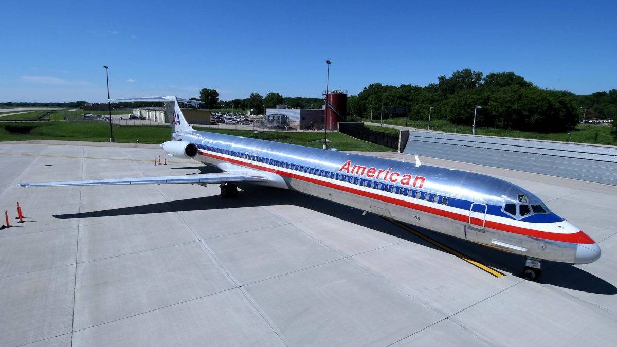 The Story Of American's MD-80s And The Future Of The Airline