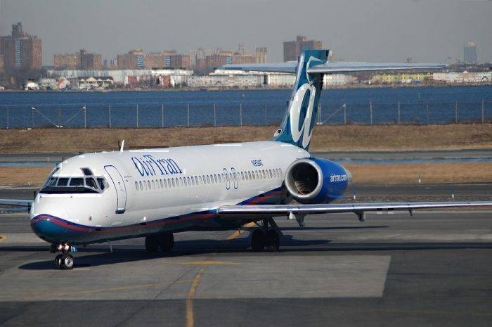 Which Airlines Still Fly The Boeing 717?
