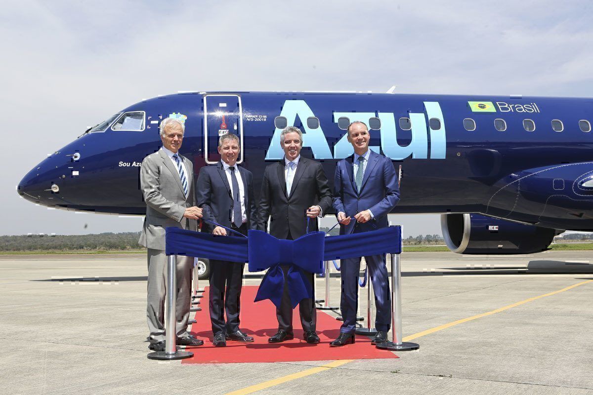 Brazilian Carrier Azul Receives World's First Embraer 195-E2 Aircraft