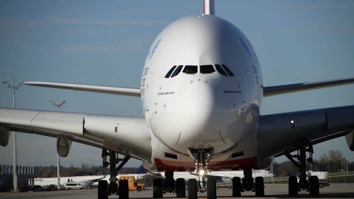 Airlines Under Fire For Cutting Lesbian Love Scene From In Flight Entertainment