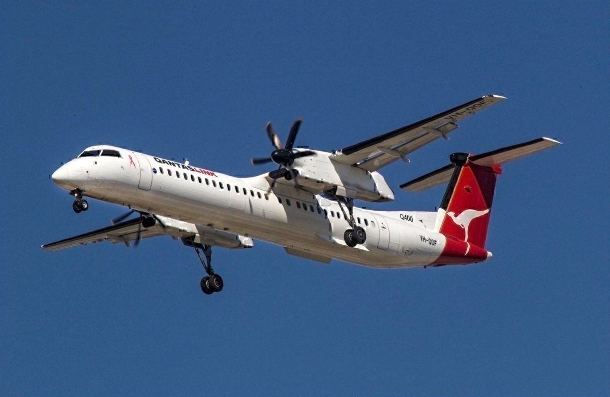 Mobile Phone Row Causes Qantas Flight To Return To Sydney