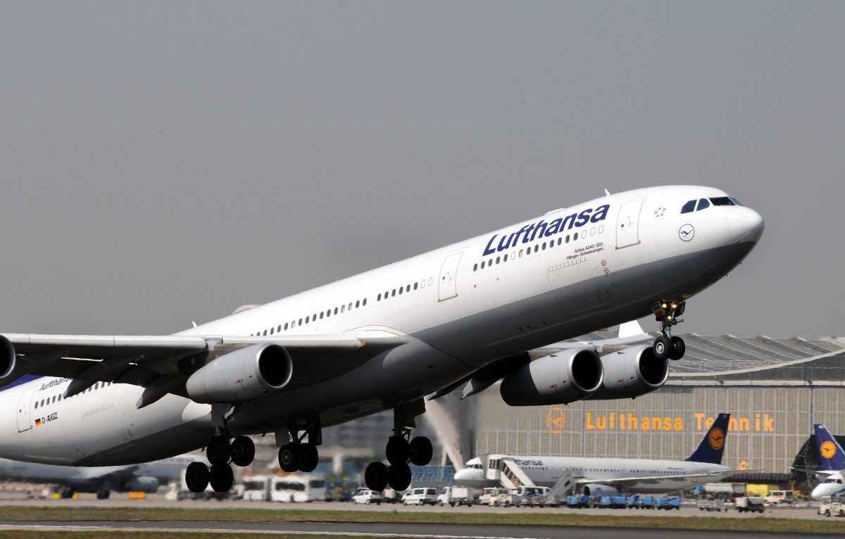 Lufthansa A340 Returns To San Francisco Following Engine Stall