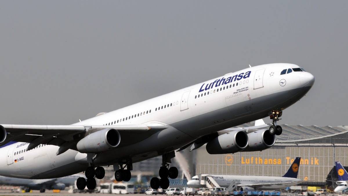 Lufthansa A340 Returns To San Francisco Following Engine Stall