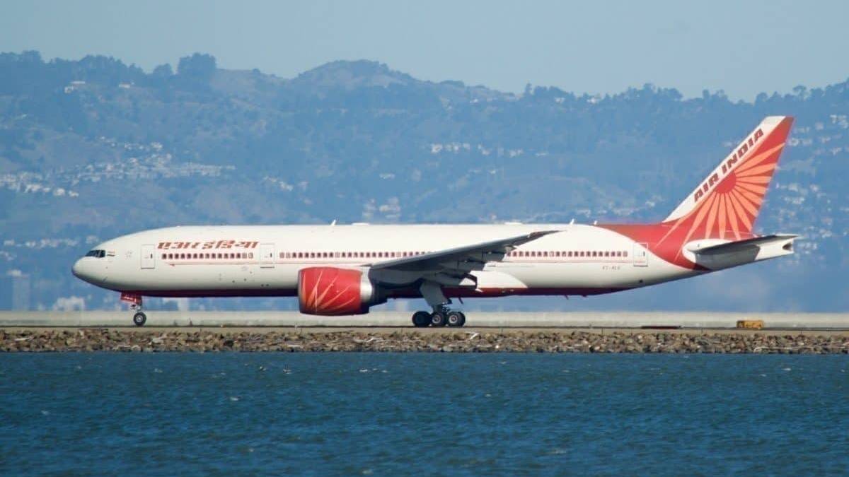 Air India Debuts First Semi Autonomous Tug In Delhi