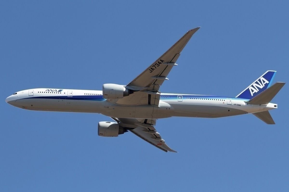 ANA's New Boeing 777 Cabin With Business Suites Will Operate To