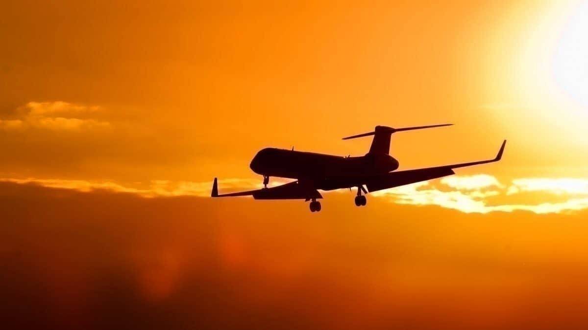 Why Airliners Don’t Usually Fly At 43,000 Feet Unless Empty
