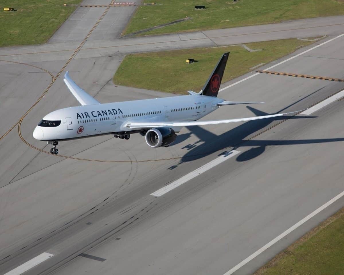 Air Canada Will Now Use Gender Neutral Announcements Onboard Flights