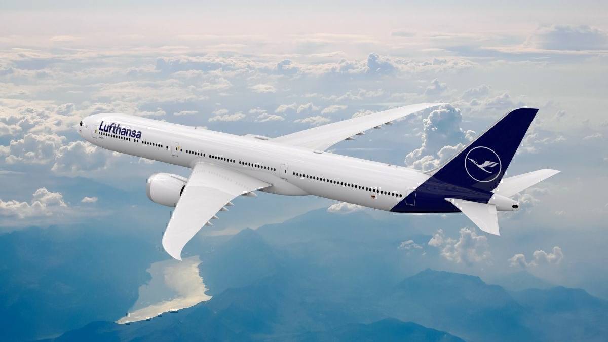 Lufthansa Converts 14 Boeing 777X Orders To Options