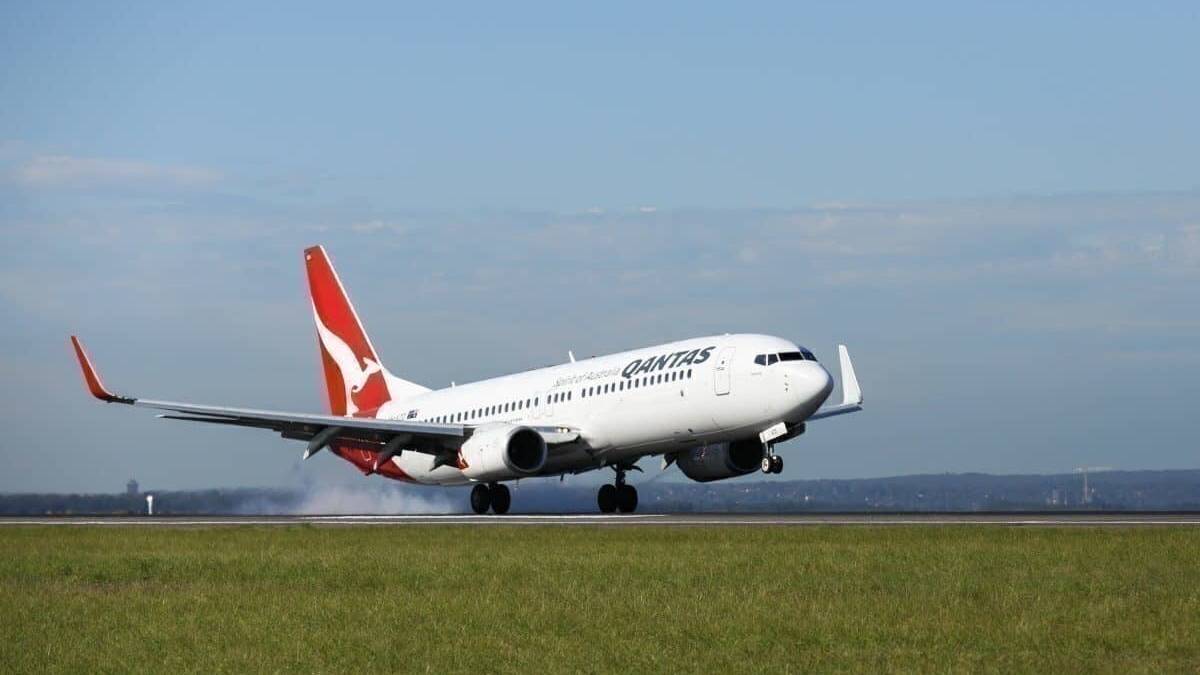 Cracks Force Qantas To Remove 3 Boeing 737s From Service