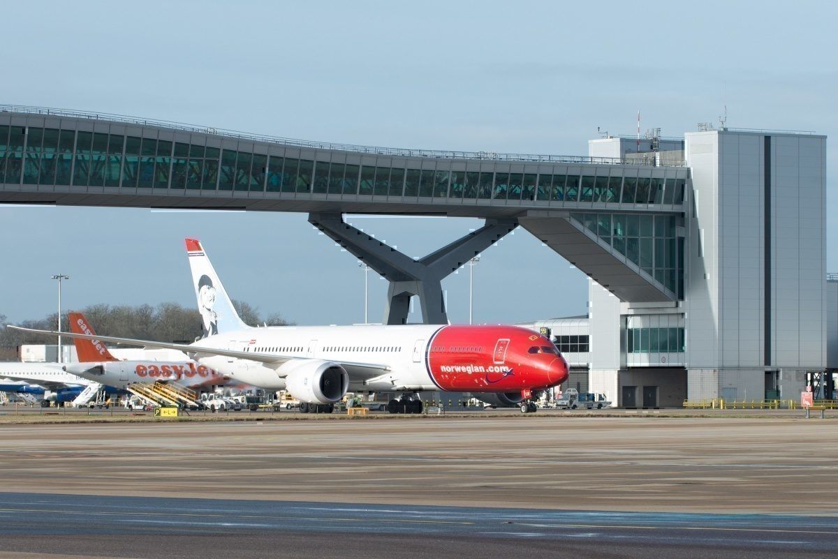 Norwegian Considers Job Cuts At London-Gatwick Base