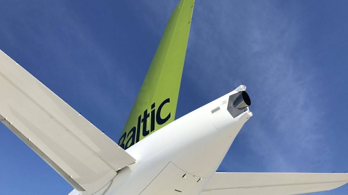 How Parked Cars Convinced airBaltic To Launch A New Malaga Route