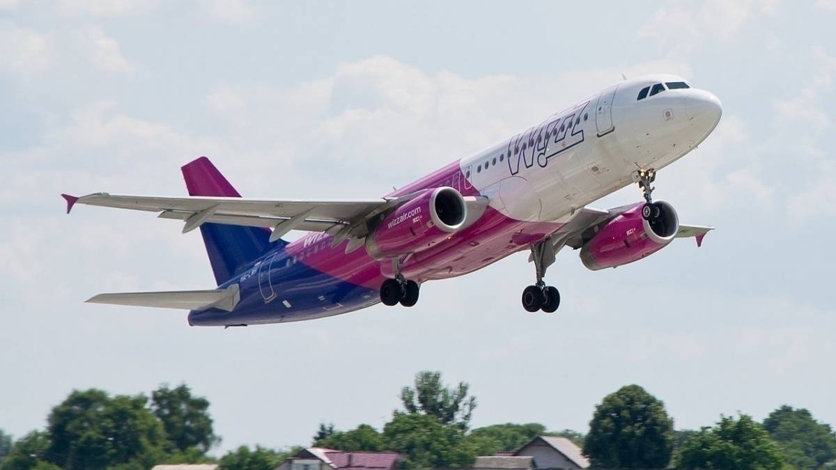 Why Wizz Air Thinks Some Airlines' Carbon Neutral Pledges Are A Joke