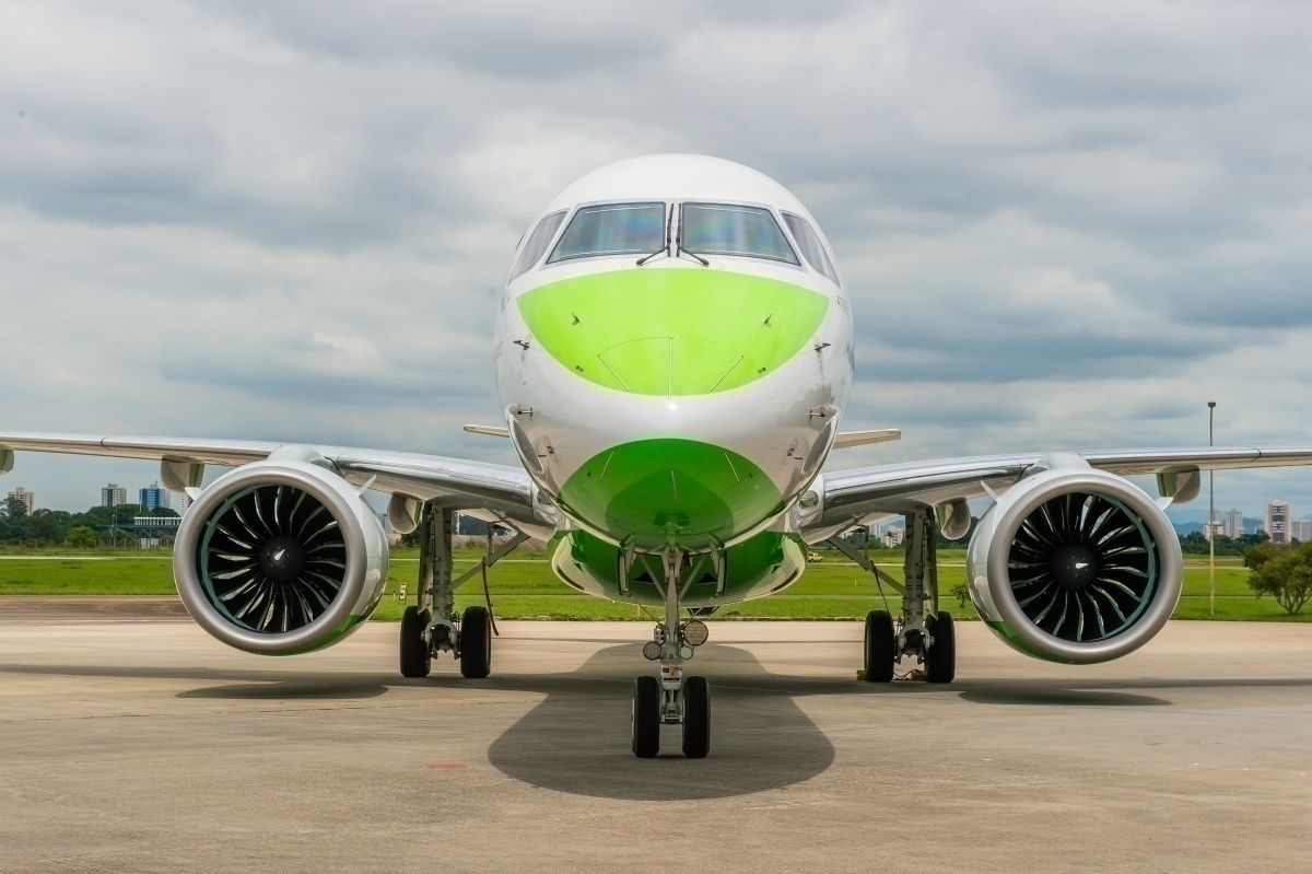 Binter Canarias Takes Delivery Of Its First Embraer E195-E2