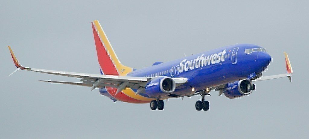 Which Airlines Have Grounded Cracked Boeing 737s?