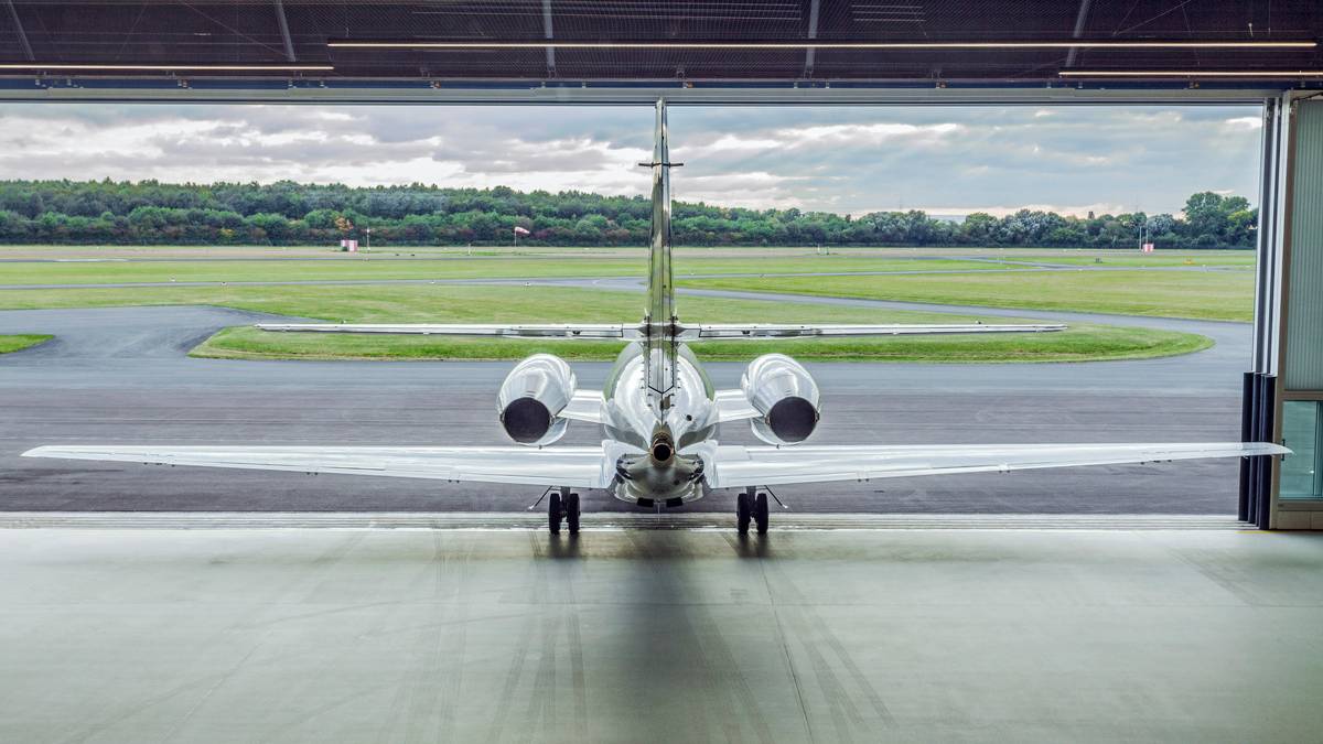 How This Airline With 3 Planes Sells $1bn Worth Of Flight Tickets Per Year
