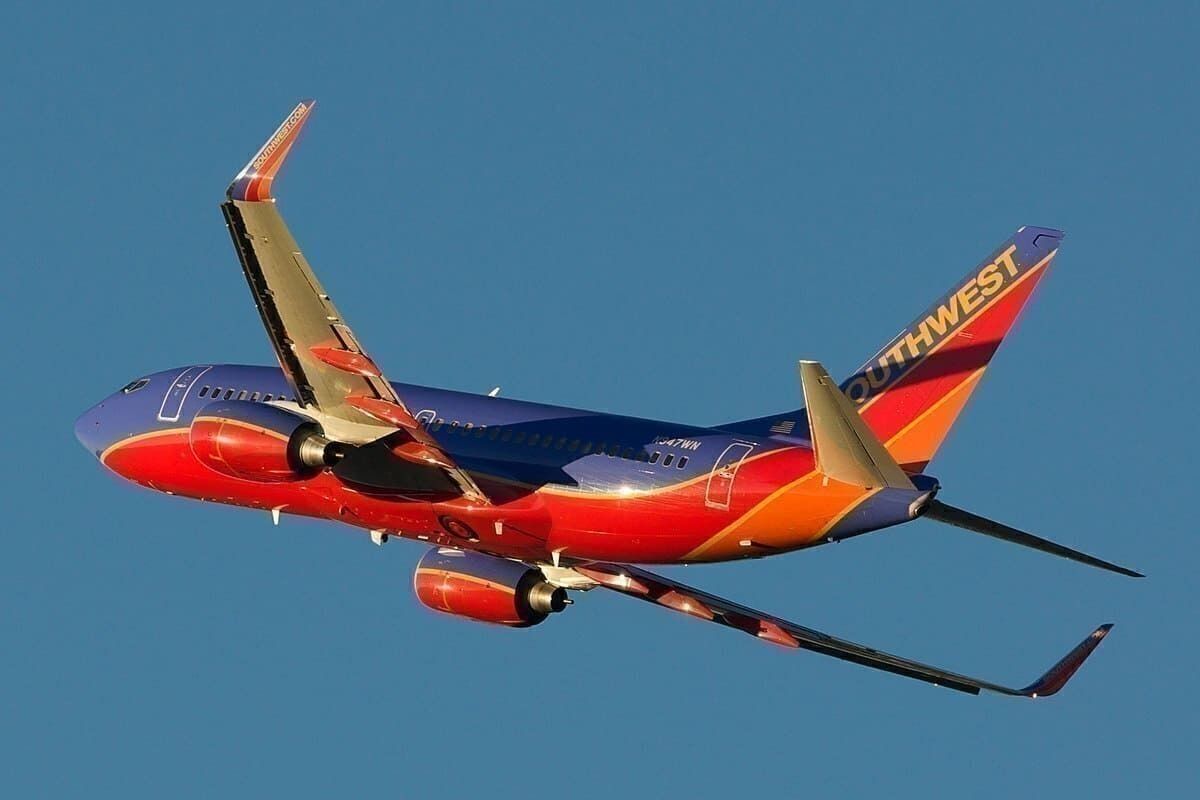 Burnt Coffee Prompts Southwest Boeing 737 Emergency Landing