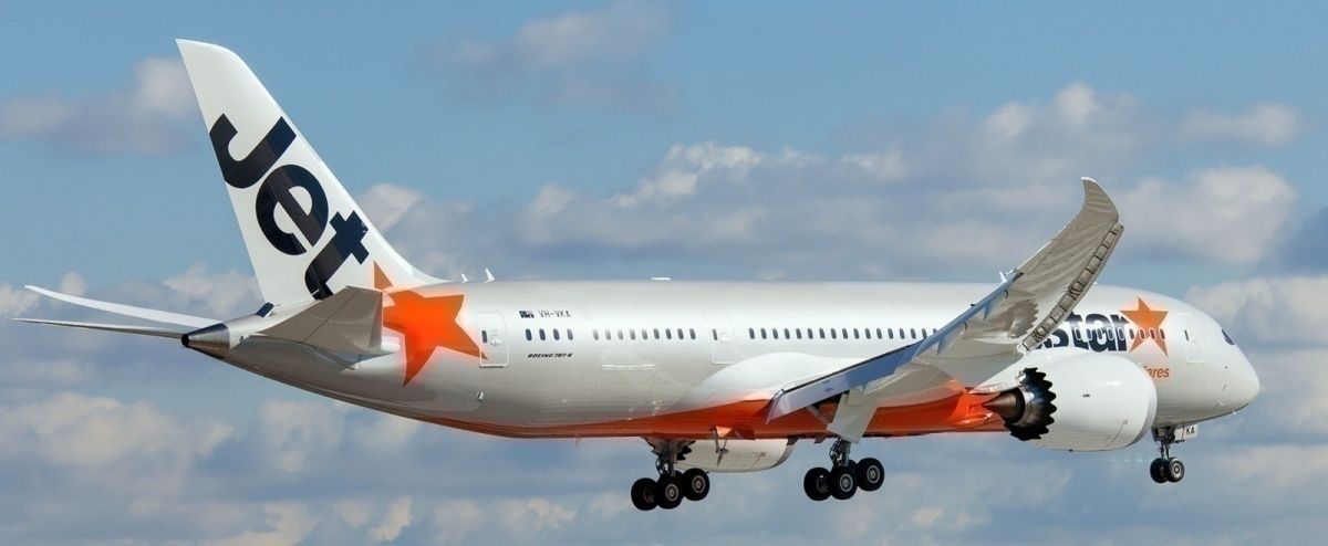 Jetstar May Sell Some Boeing 787's Amid Strike Problems