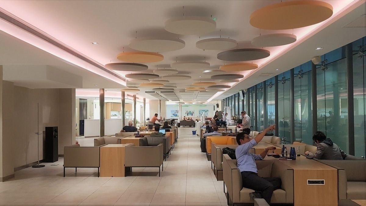 Valencia's Sala VIP Joan Olivert Airport Lounge Review
