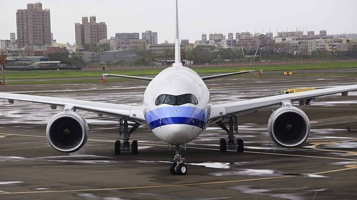 China Airlines A350 Economy Class Review: Sydney To Taipei