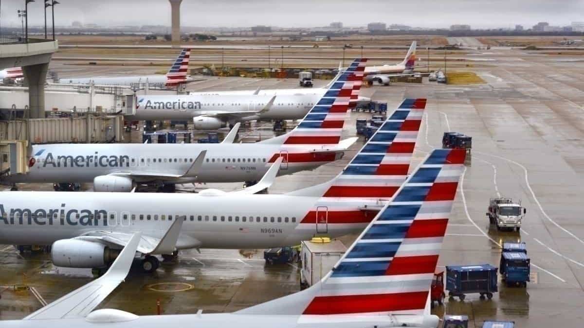 Big 3 Battle: United Airlines vs Delta Airlines vs American Airlines