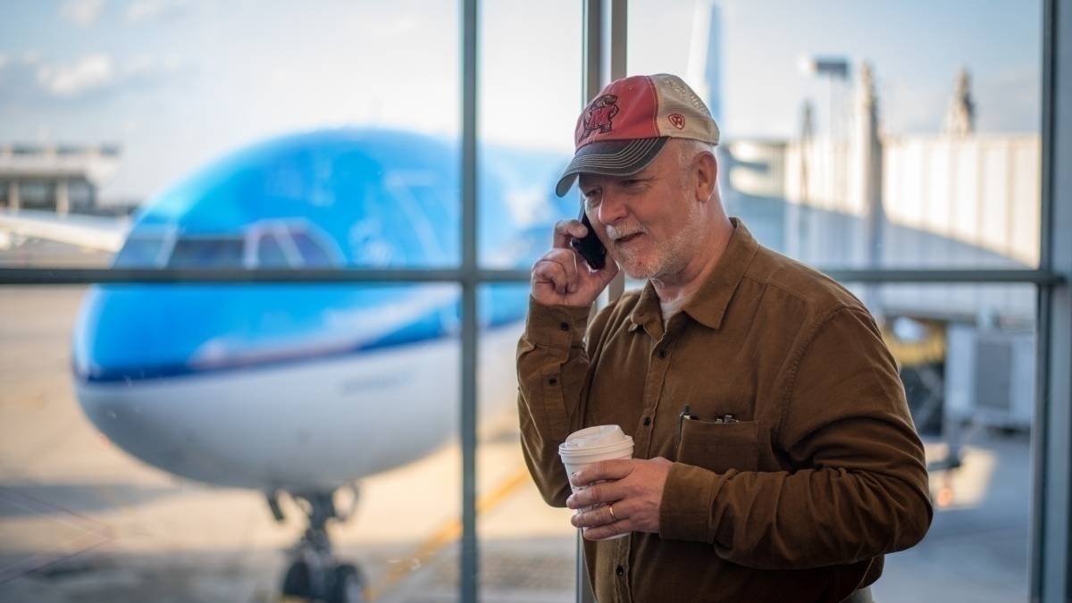 Would Allowing Phone Calls On Flights Cause Cabin Chaos?
