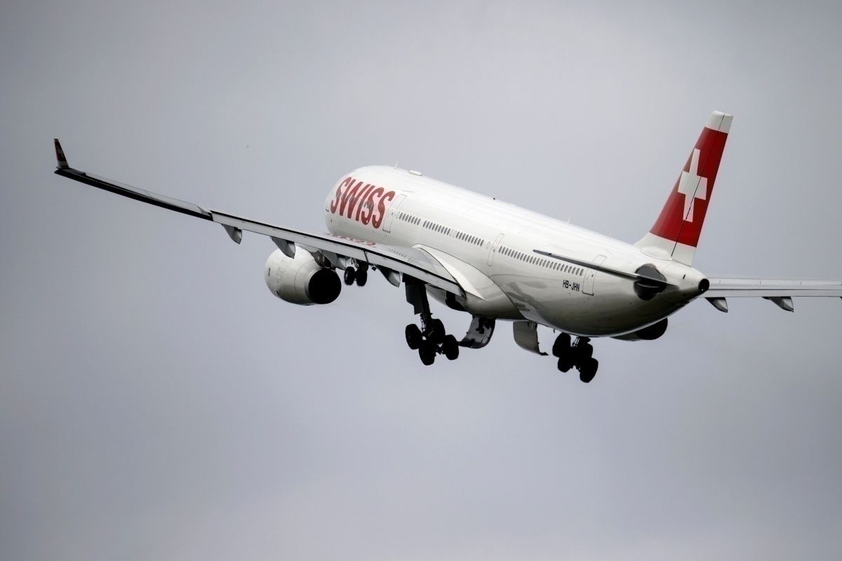 Inoperative Lavatories Leads to SWISS Airbus A330 Diversion