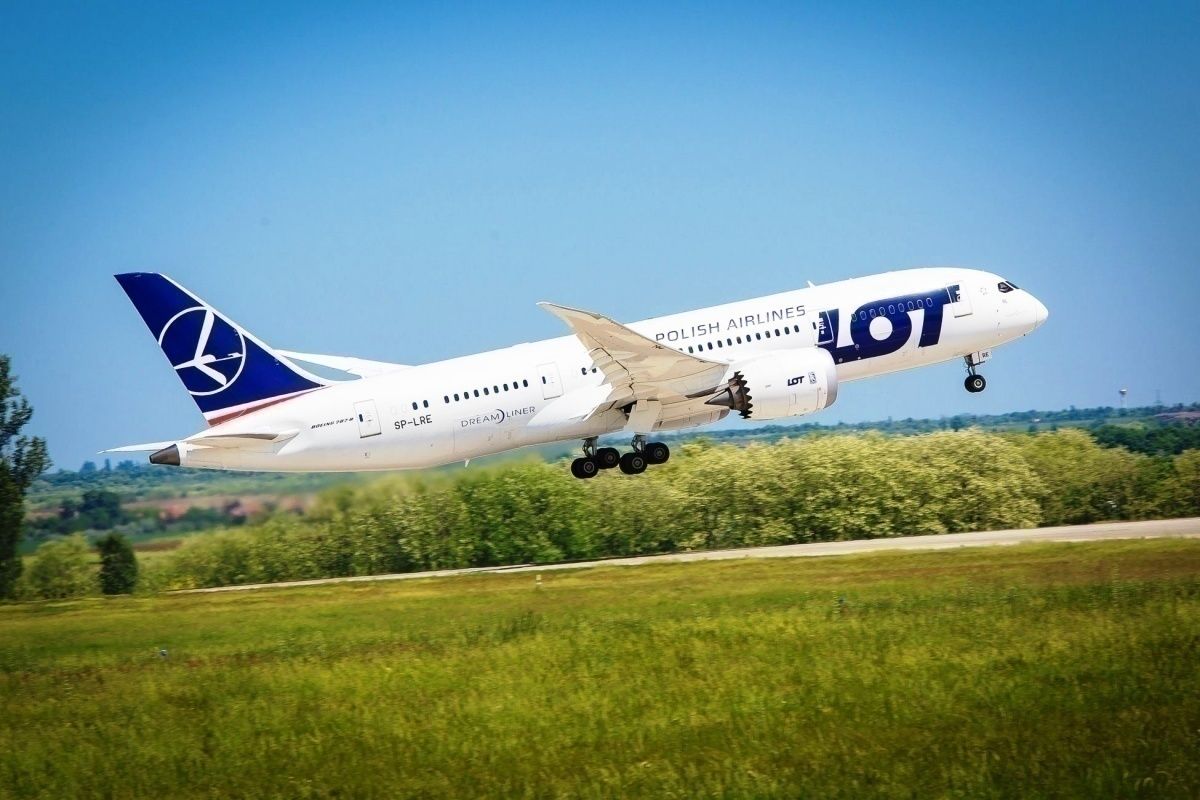 LOT Polish To Launch Boeing 787 Dreamliner Flights To Washington