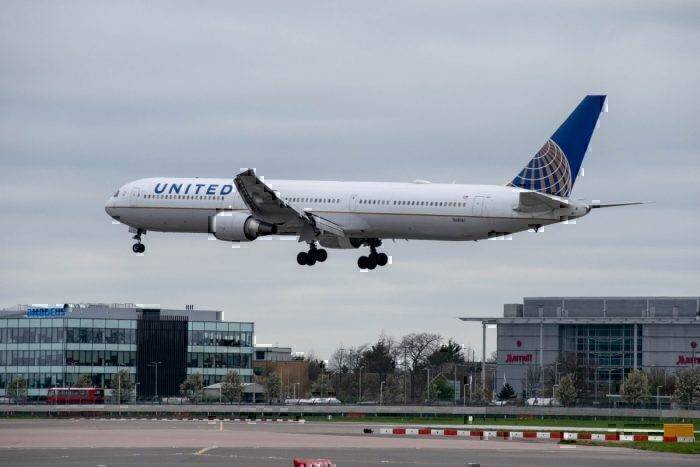 United Airlines Operates Extra Special 