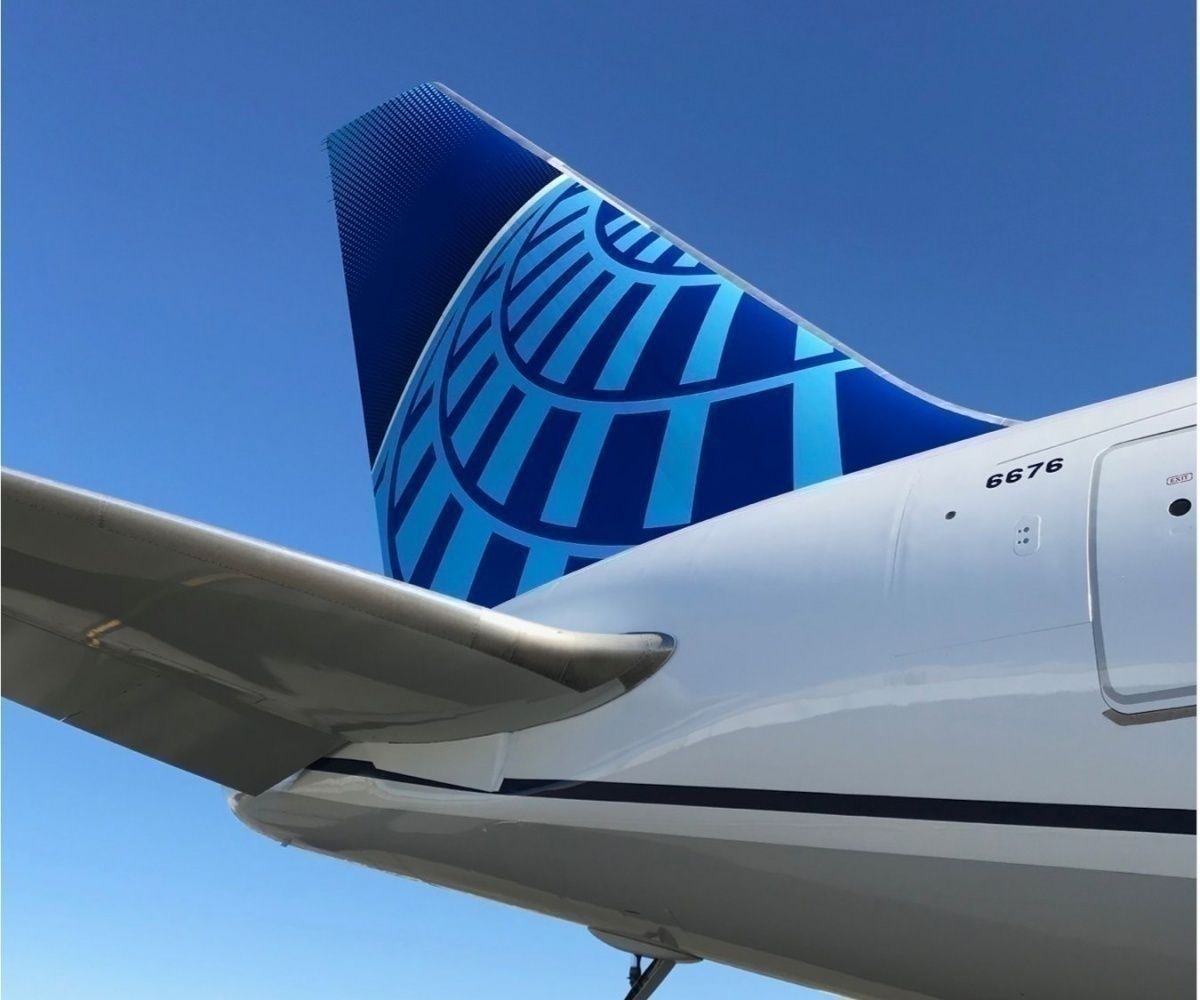 First United 777 With New Livery Takes Inaugural Flight