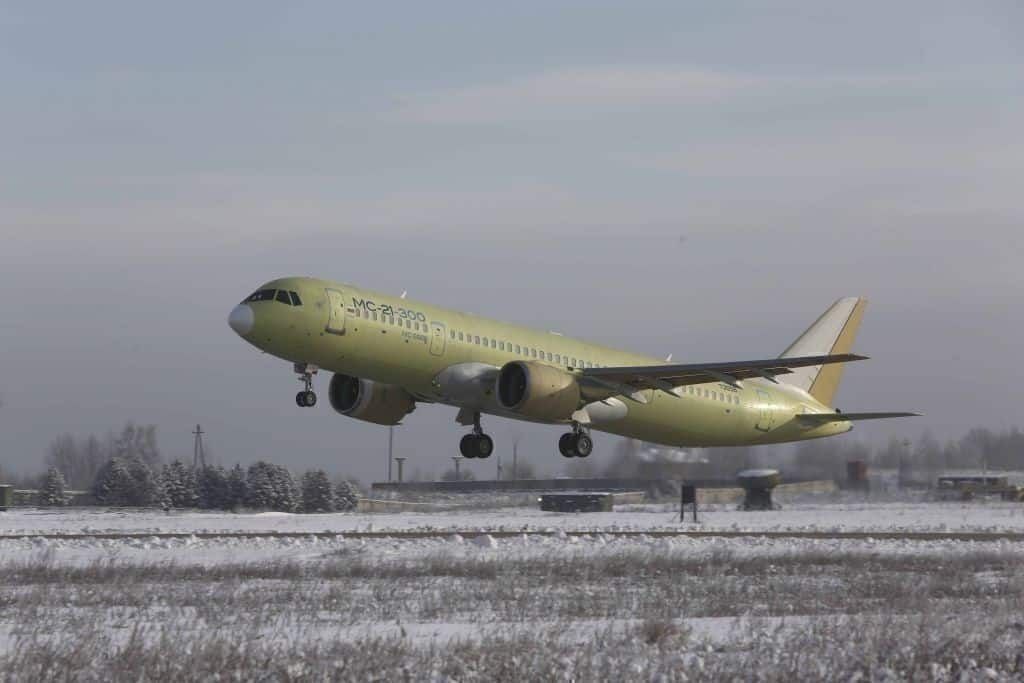 Russia's 737 MAX/A320neo Alternative - The MC-21-300 Takes Maiden Flight