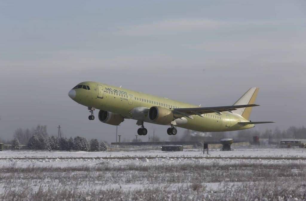Russia's 737 MAX/A320neo Alternative - The MC-21-300 Takes Maiden Flight