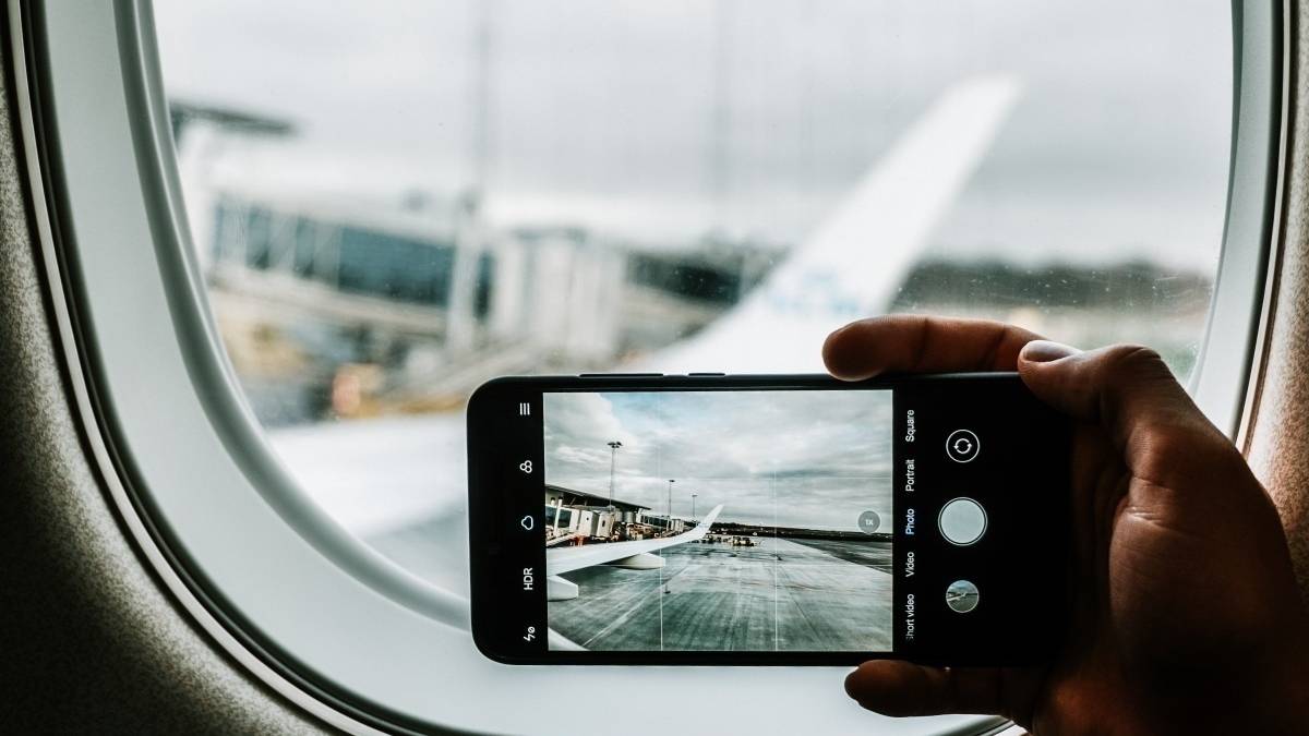Are Commercial Airliners At Risk Of Being Hacked?